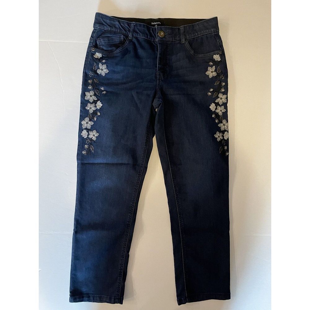 Relativity‎ Women's Blue Jeans Embroidered Flowers Size 10